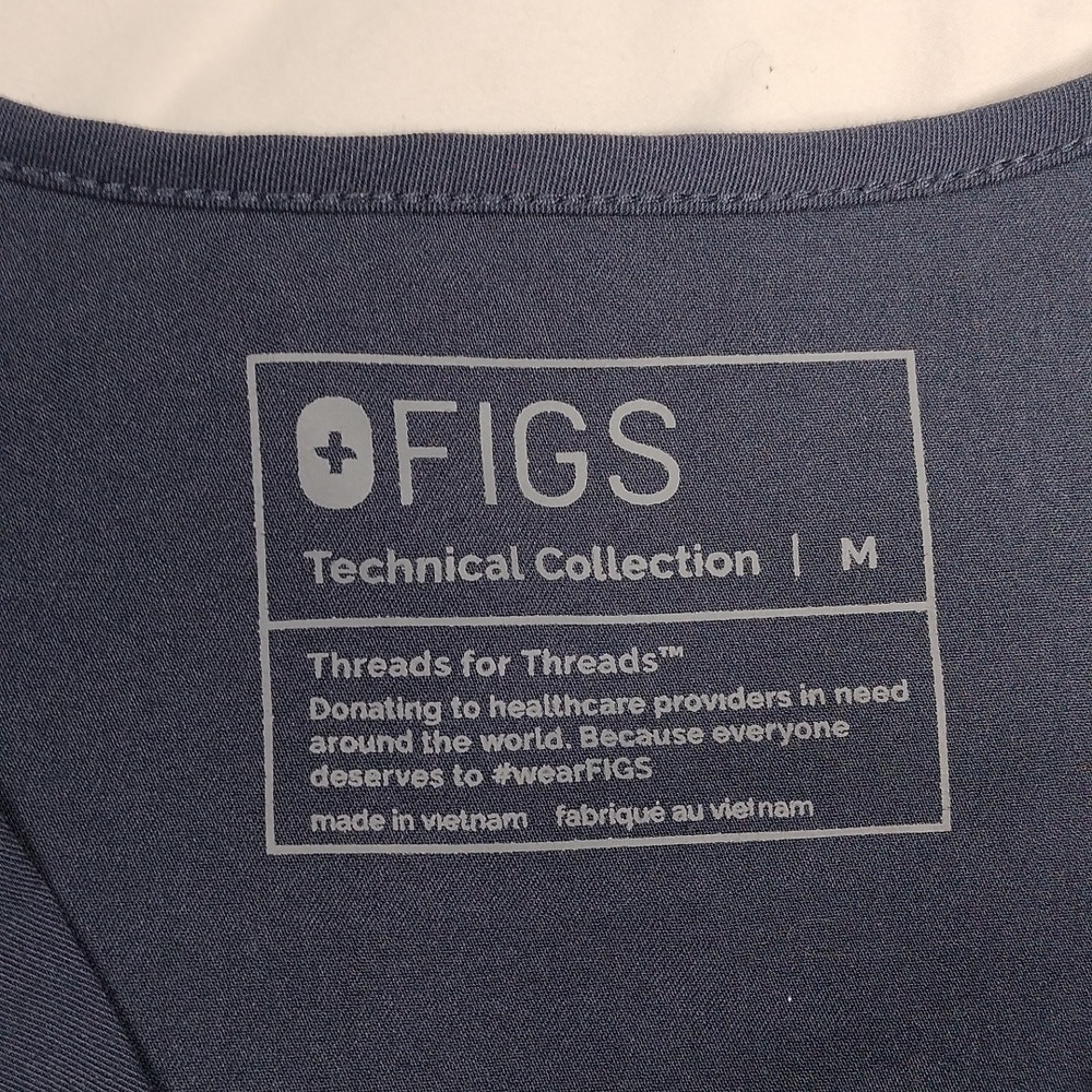 Figs women's medical top sized Medium